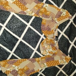 SHEIN Gold and Brown Asymmetrical Crop Blouse with Peter Pan Collar